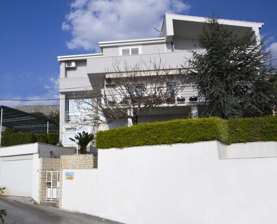 Pcelica Maja Apartment Podstrana